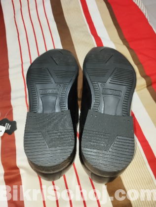 অরজিনাল বাটার জুতা